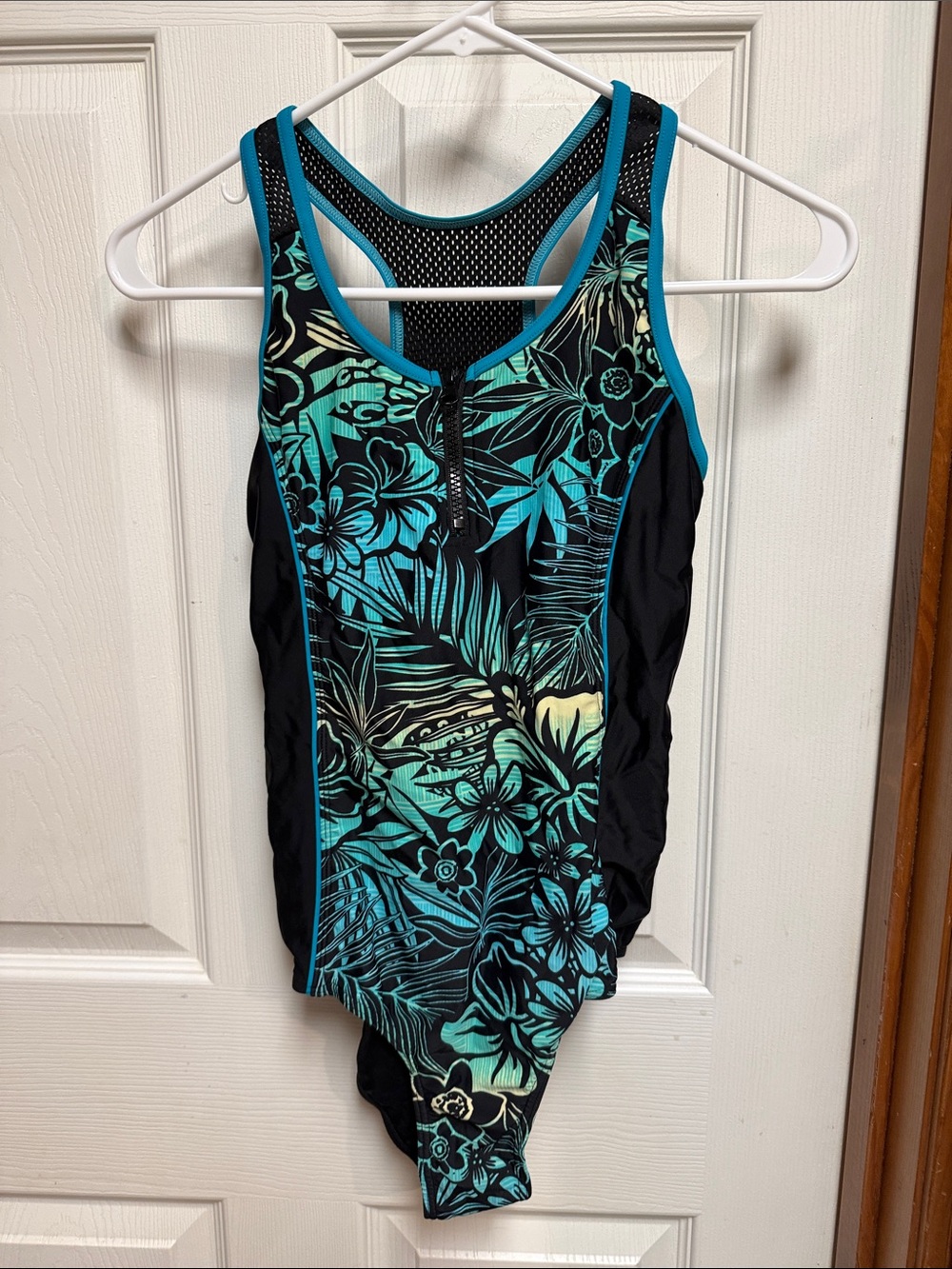 ZeroXposur Black & Teal Tropical Print One-Piece Swimsuit